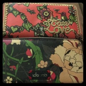 Sakroot wallets